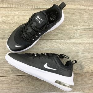 Nike Air Max Axis